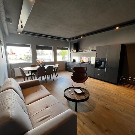 Tb Apartment Akureyri Buitenkant foto