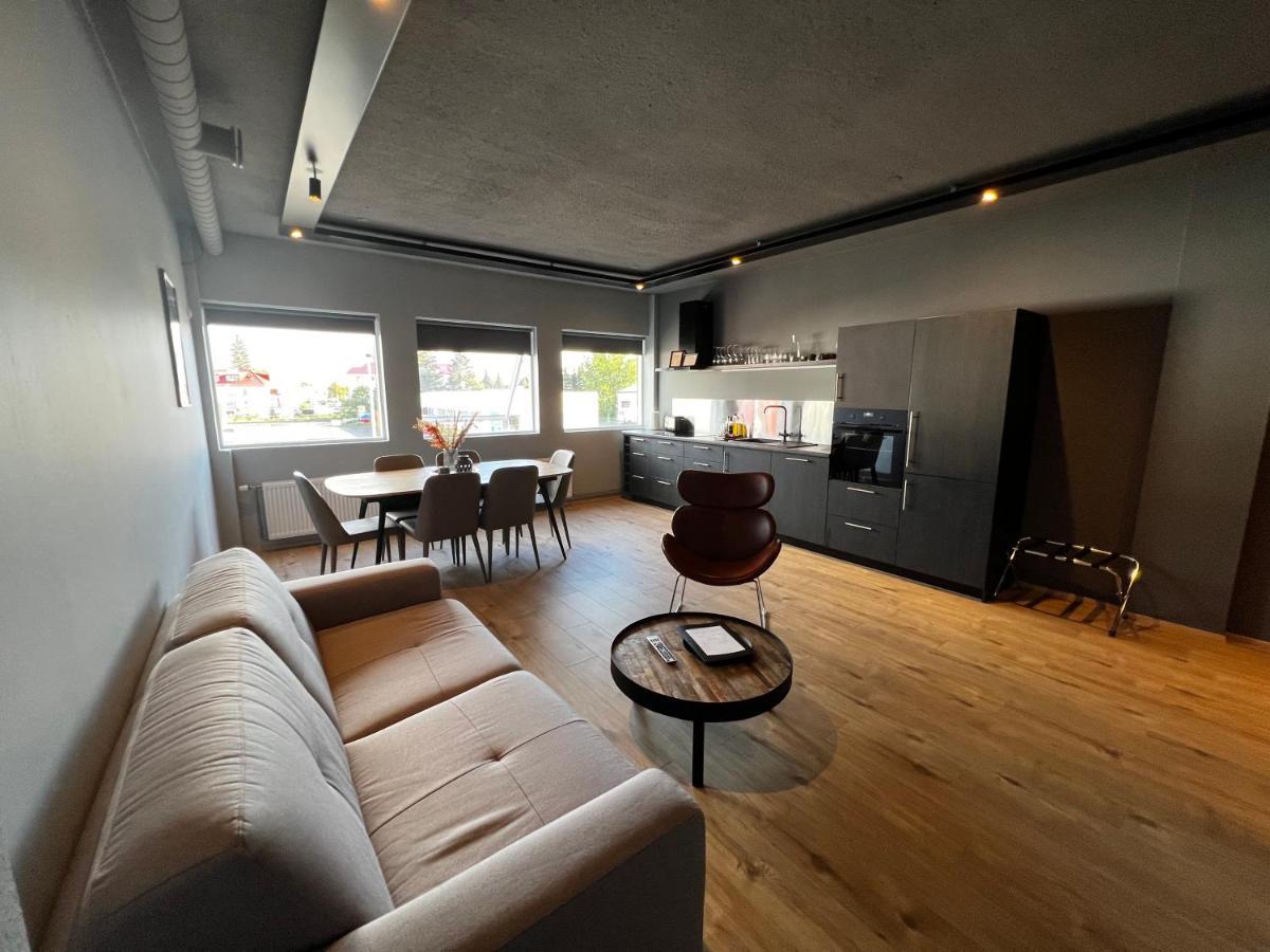 Tb Apartment Akureyri Buitenkant foto